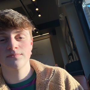 Meet your Posher, Christian